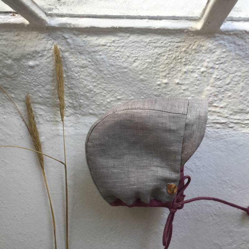 Platinum VINDSKYDD Brimmed Bonnet (42/46)